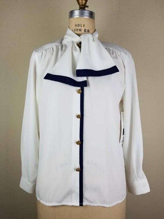 80s white sailor blouse bow jabot, size 8 - image 2