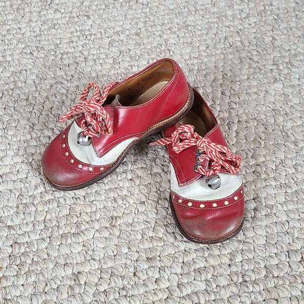 70s toddler shoes, saddle shoes, tie up, lace up, baby shoes, leather, size 8 toddler, red white, bells