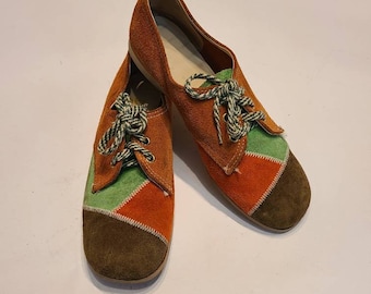 70s shoes, small ladies or teen, suede, bowling shoes