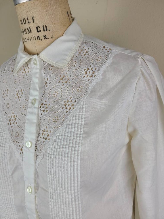 Vintage blouse, Victorian style, off white, lace,… - image 5