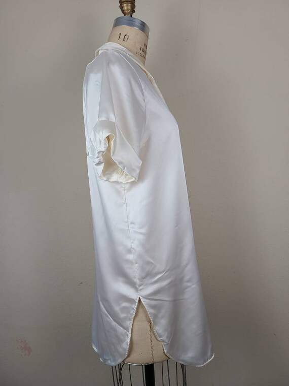 NEW NWT 70s 80s nightgown, ivory, button up sleep… - image 3