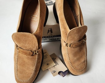 Men\'s Brown Suede Hush Puppies Loafers size 12 some wear see video. Hush Puppies | Shoes | Mens Brown Suede Hush Puppies Loafers  main image 4