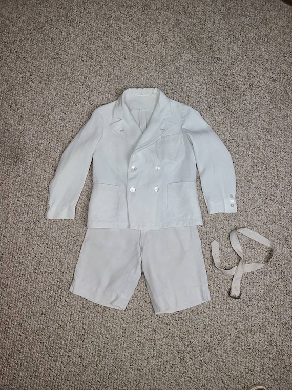 30s 40s boys white linen suit, double breasted, sh