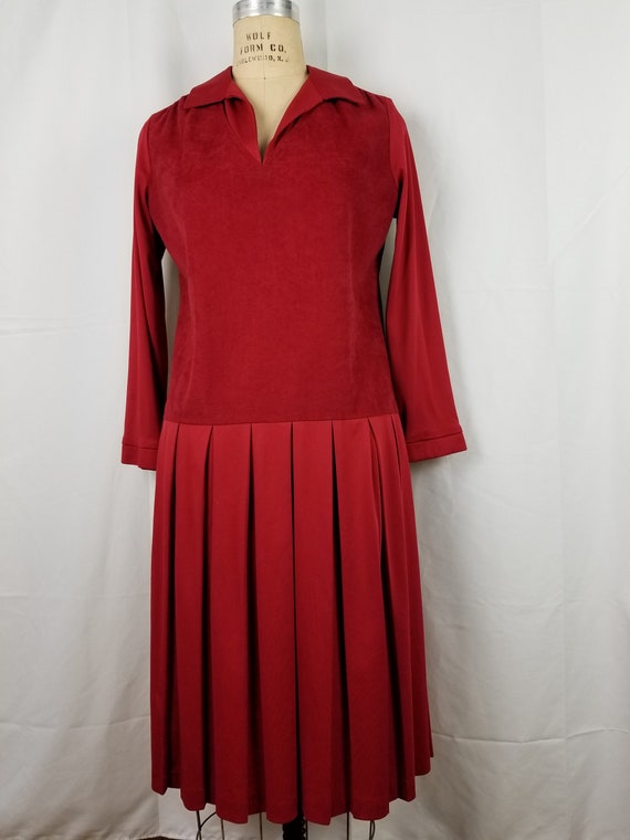 Great 20s style dress from 70s, pleated skirt, mar