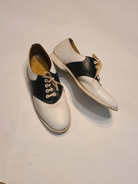 50s Saddle Shoes Size 8 1/2 White and Black Cheerleader - Etsy