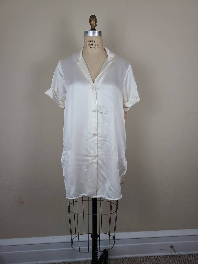 NEW NWT 70s 80s Nightgown Ivory Button 