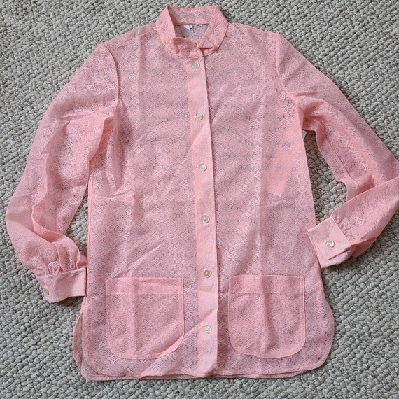 60s lace blouse, sheer pink, ladies small, pockets - image 2