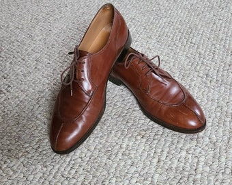 Vintage oxford shoes, mens shoe, 9 1/2, leather soles, brown cognac