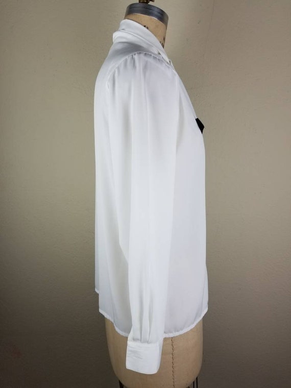 80s white sailor blouse bow jabot, size 8 - image 6