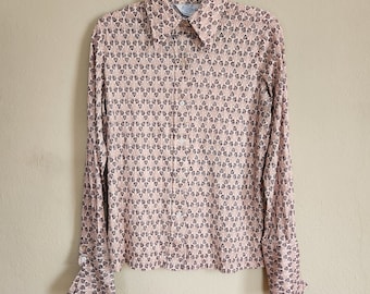 70s disco dagger collar blouse, tan and browns, long sleeved, polyester knit, fitted, French cuffs,  Sears, size 38