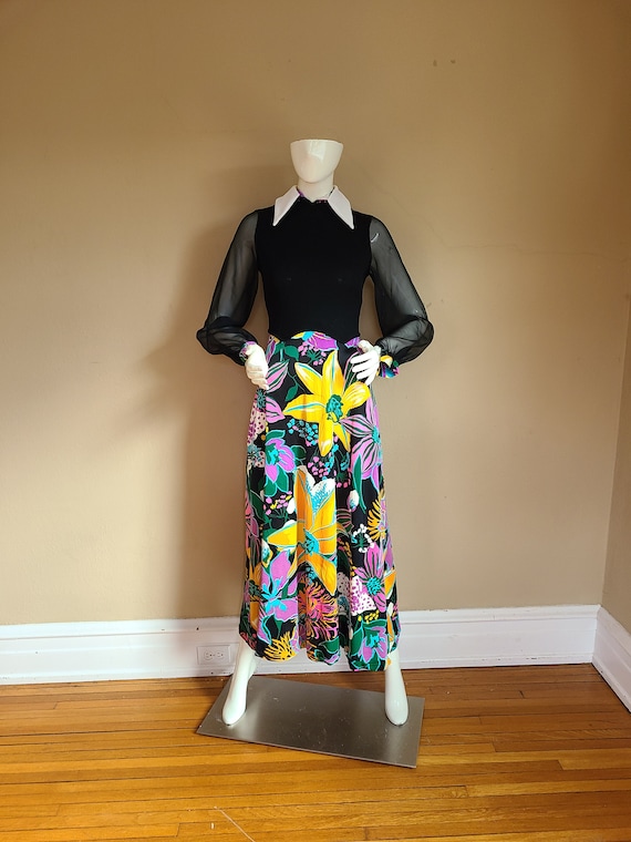 60s gown, floral dress, mod print, black and flor… - image 1