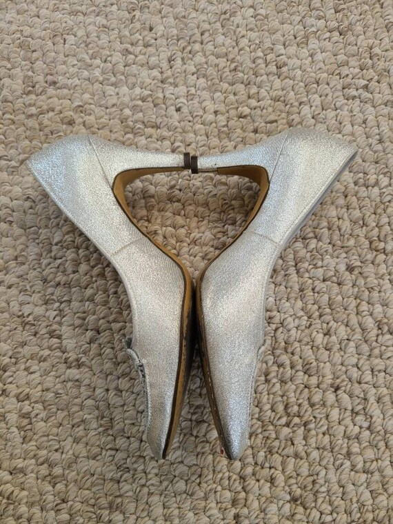 60s silver pumps, silver heels, size 6.5 - image 3