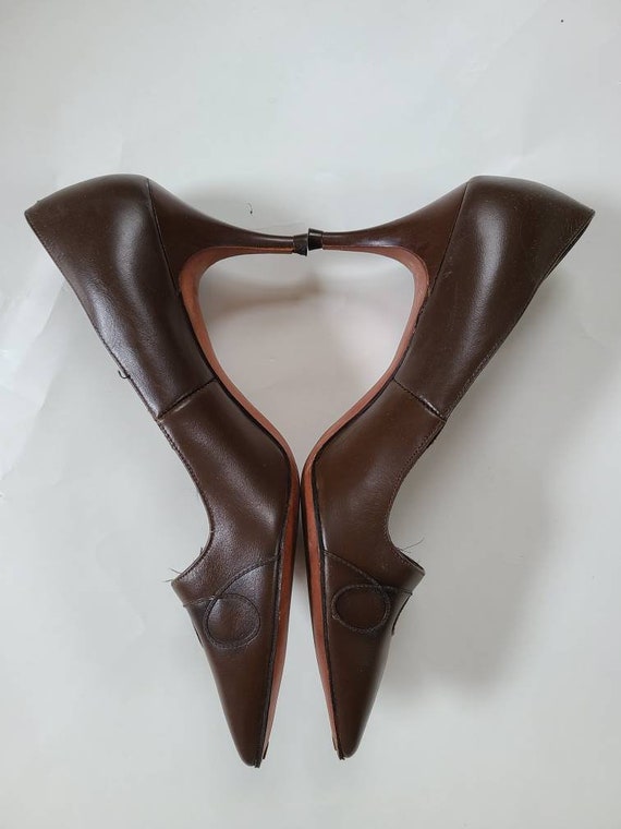 50s 6 1/2, stiletto pumps, brown leather, high he… - image 2