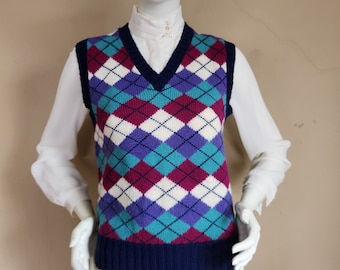 80s argyle vest,  blue purple burgundy beige aqua, sweater vest, argyle, v-neck,medium ladies, acrylic,  preppy vest