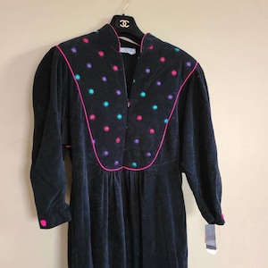 80s robe, deadstock,  ladies large, black velour, Vanity Fair,  new with tags