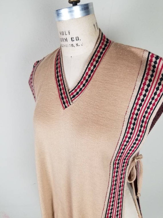 70s hippie vest, tie sides, acrylic Gem