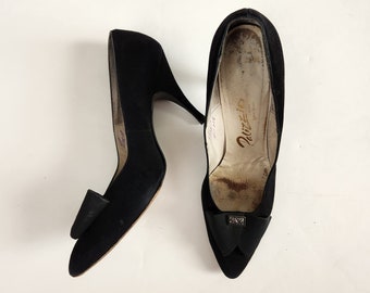 9 50s stiletto heels black suede