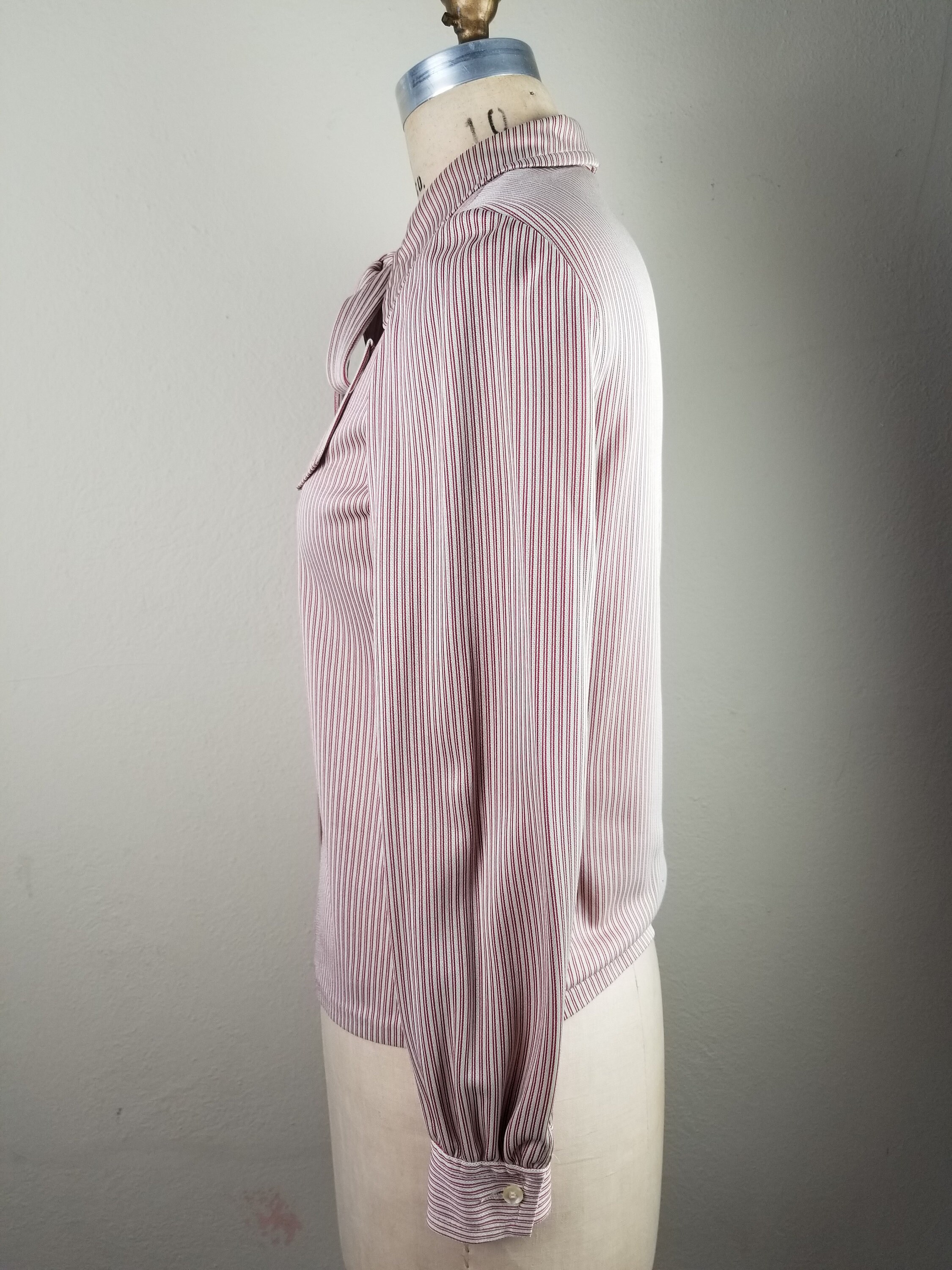 Vintage 70's bow front tie blouse M  Lady Holiday