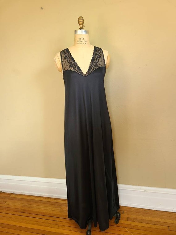 vintage black nylon nightgown - Gem