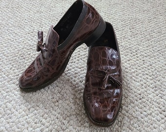 50s 60s 8 1/2 loafers, leather, crocodile pattern, brown, mens slip on, tasseled loafers