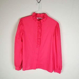 80s salmon pink blouse, high necked Victorian Edwardian style, 44, silky polyester, ruffled front