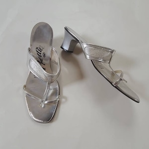 New 6 1/2, 60s sandals,  silver, t strap, mules, square heel