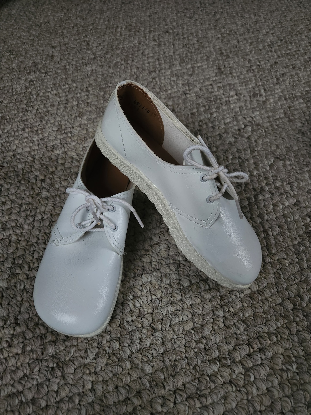 classic nurse shoes