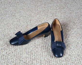 60s 7 heels, ladies pumps, navy blue, vintage, 50s 60s, Colton