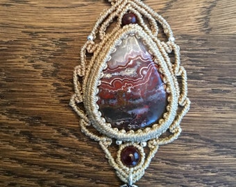 collar de micromacramé