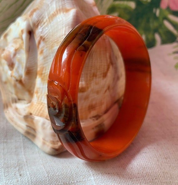 Vintage Carved Bakelite Bracelet,  Marbled Orange… - image 8