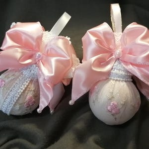 Christmas Ornaments, Shabby Chic Decor, Shabby Chic Christmas Ornaments, Pink Christmas Ornaments, Pink and White Christmas Tree Ornaments
