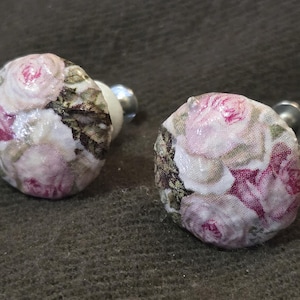 Small Drawer Knobs, Drawer Pulls, Shabby Chic Decor, Shabby Chic Drawer Knobs, Pink Floral Drawer Knobs