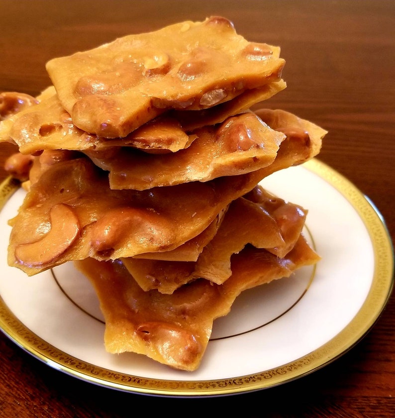 Cashew Brittle 1/2 Pound Old Fashioned Homemade Candy Etsy