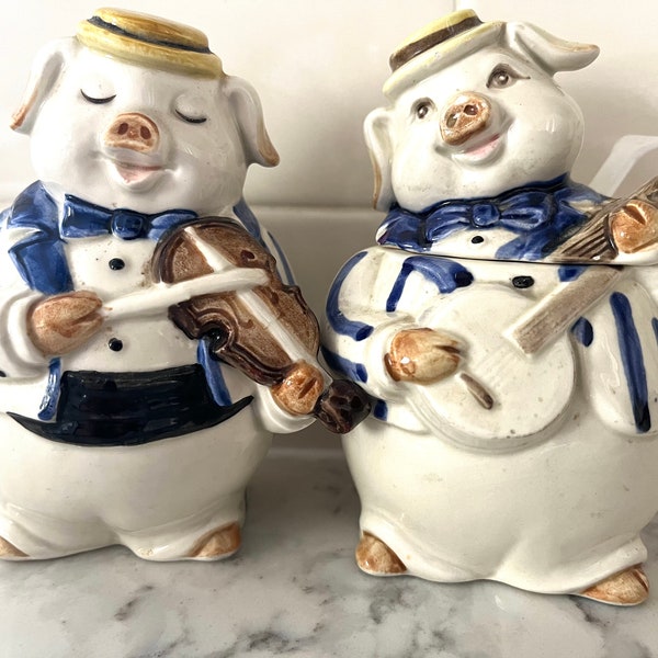 Vintage Otagiri ceramic musical pigs creamer and sugar set in excellent condition, violin pig creamer, banjo or dulcimer sugar with lid.