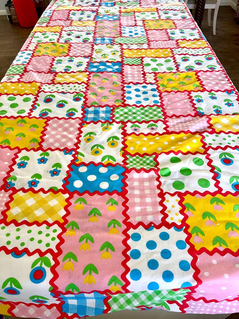 69" wide x 87" long vintage polyester double knit pieced quilt with poly-cotton sheet backing, tied with yarn, good condition; fun colors!! image 5