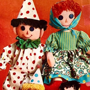 UNCUT 1965 Einfachheit 6257 große und kleine Clown und Bauernmädchen Puppen mit Kleidung; 15&quot;oder 24&quot; groß, Transfer inklusive.