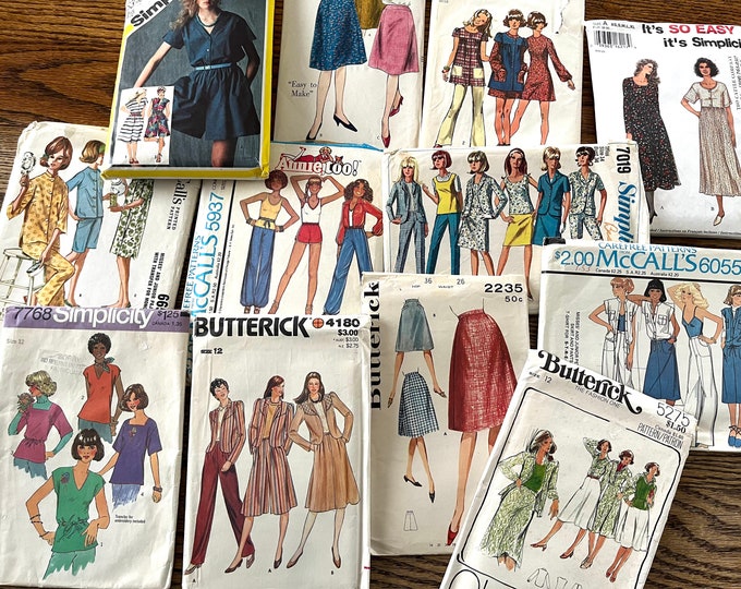 Bundle of 12 Vintage Women's and Teen's Sewing Patterns From the 60's ...