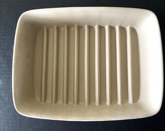 Unused vintage Pampered Chef rectangular ridged baking pan, grill pan, bacon pan; excellent conditon, 10.75" x 8.25" x 2.5".