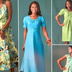 Könnte beinhalten: Eine Sammlung von Damenkleidern in verschiedenen Stilen und Farben. Die Kleider umfassen einen Blumendruck, ein einfarbiges blaues Maxikleid und zwei grüne Kleider. Jedes Kleid hat einen gerafften Ausschnitt und unterschiedliche Ärmellängen.