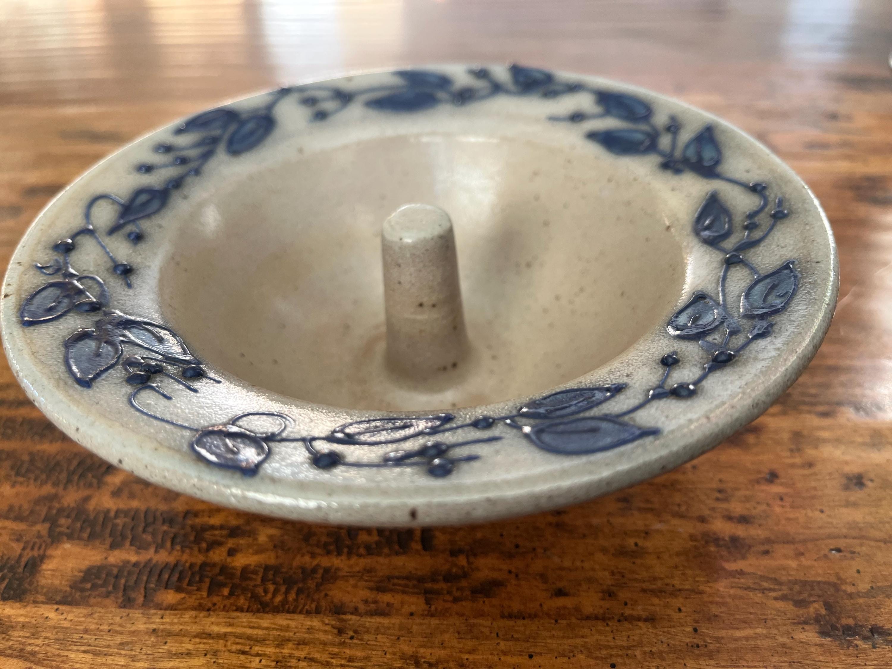 1993 Salmon Falls Blueberry Salt-glazed Pottery Individual Baked