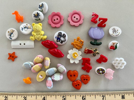 Buttons Galore and More 50+ Novelty Buttons for Sewing and Crafts