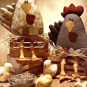 UNCUT 2001 McCall's 3140 stuffed chicken and her chicks pattern.