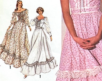 Robe Gunne Sax 1981 Simplicity 5093 pour femmes ou adolescentes non coupée, longueur midi ou maxi, décolleté en cœur, ourlet à volants ; taille 6, buste 30,5