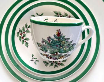 Juego de taza y platillo de Spode Christmas Tree de porcelana fina, fabricado en Inglaterra, piezas de repuesto, se venden por separado, todo en perfecto estado.