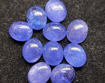 54,45 karaat natuurlijke tanzanietcabochon: ovale edelsteen, 10 x 12 mm