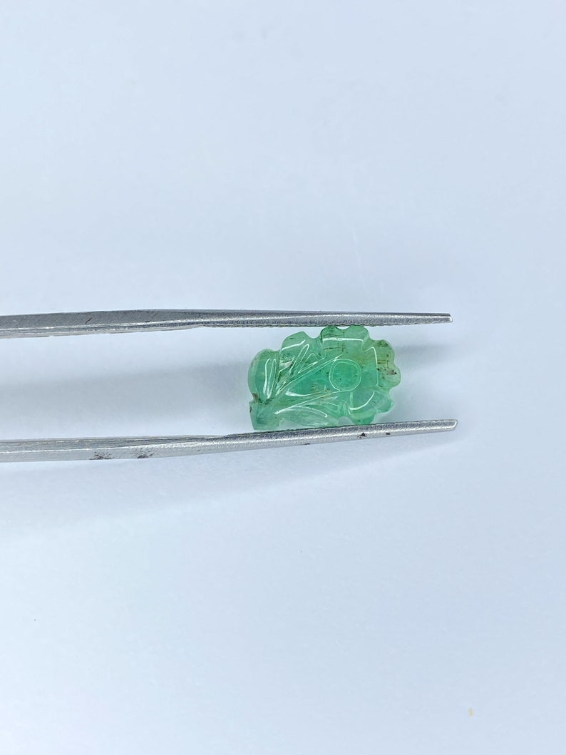 3.00Cts Natural Colombian Emerald Carved Gemstone Good Quality Loose Gemstone for Jewellery making at Wholesale Price 100/%Natural