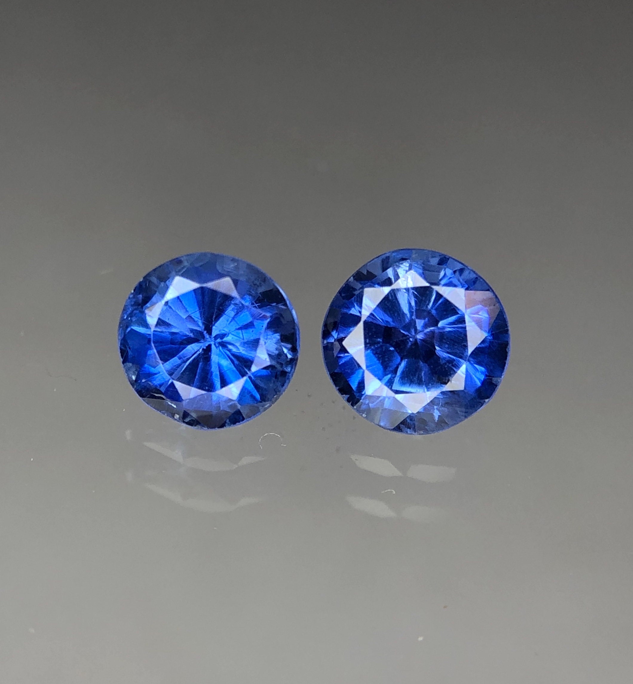 1.45 Carat Natural Kyanite Faceted Gemstone 5x5 mm Round Good Quality Loose Gemstone For Jewellery Making At Wholesale Price 100%Natural