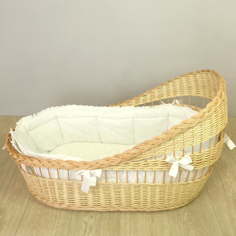 Moses basket. with mattress and white bumper Etsy