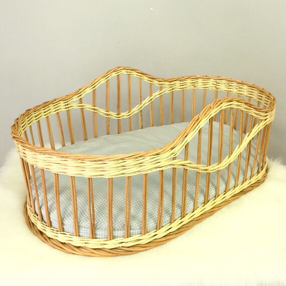 moses bassinet mattress