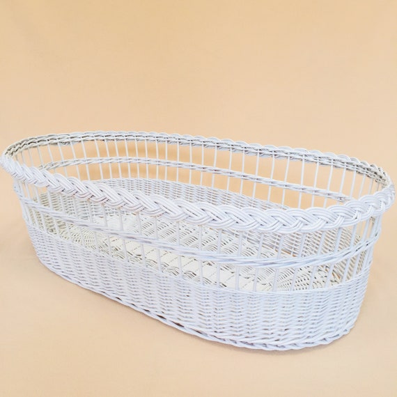 diy laundry basket bassinet